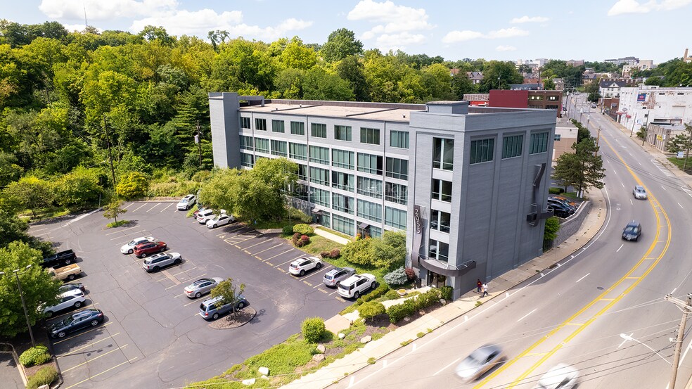 More Photos Of 2055 Reading Rd, Cincinnati Medical For Lease