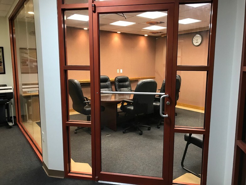 More Photos Of 4857 Dolton Dr, Virginia Beach Light Distribution For Lease