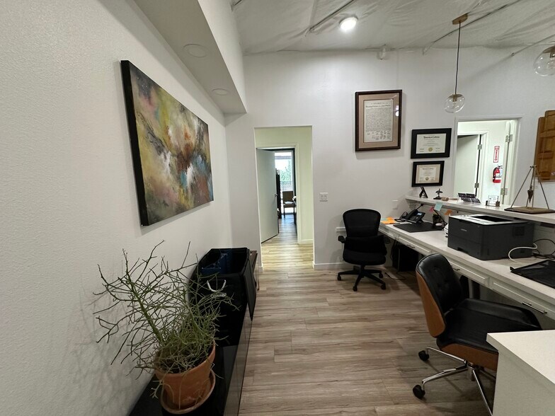 More Photos Of 426 Barcellus Ave, Santa Maria Medical For Lease