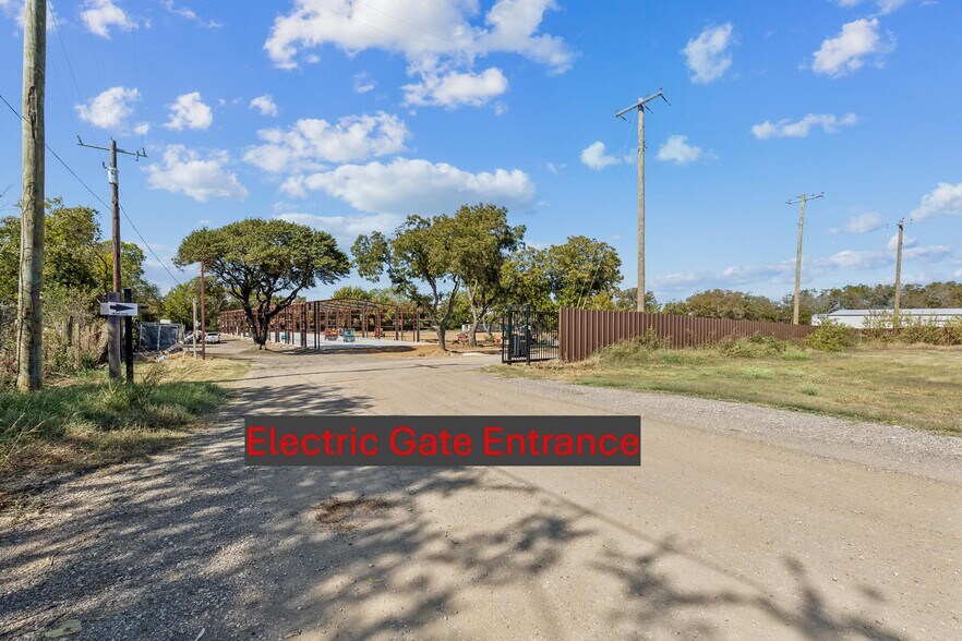 More Photos Of 12308 Rendon Rd, Burleson Warehouse For Sale