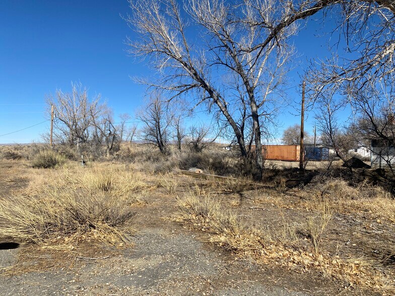 More Photos Of 25 Fremont St, Lysite General Retail For Sale