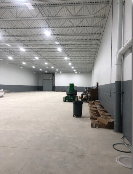More Photos Of 46330 Erb Dr, Macomb Township Warehouse For Lease