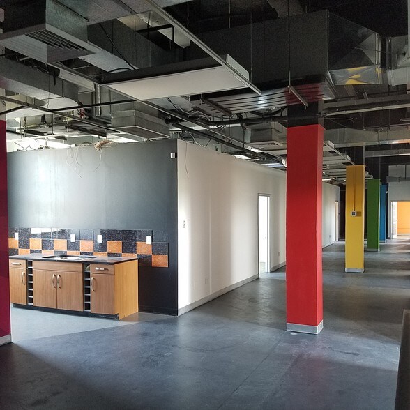 More Photos Of 17 Washington St, Norwalk Loft Creative Space For Sale