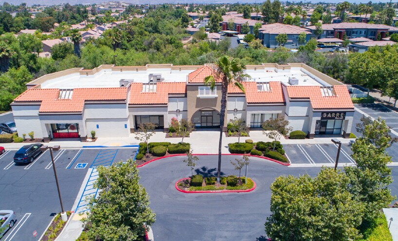 More Photos Of 7891 Mission Grove Pky, Riverside Unknown For Lease