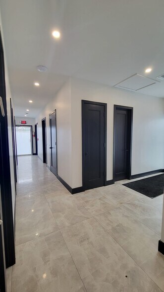 More Photos Of 283 NY-32 Rt, Central Valley Office For Lease