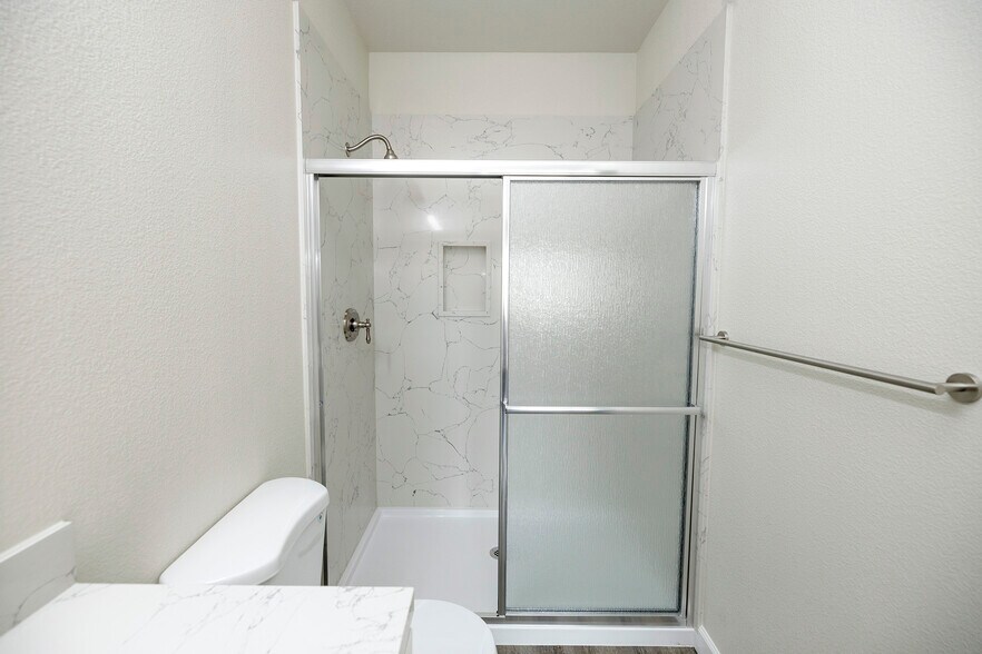 More Photos Of 720 N 2nd St, Patterson Specialty For Sale