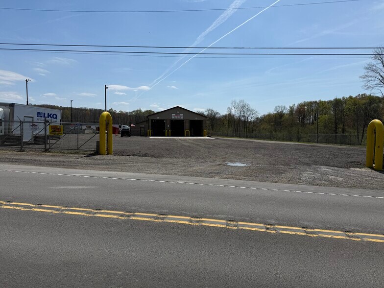 More Photos Of 4881 Pittsburgh Rd, Harrisville Light Distribution For Sale