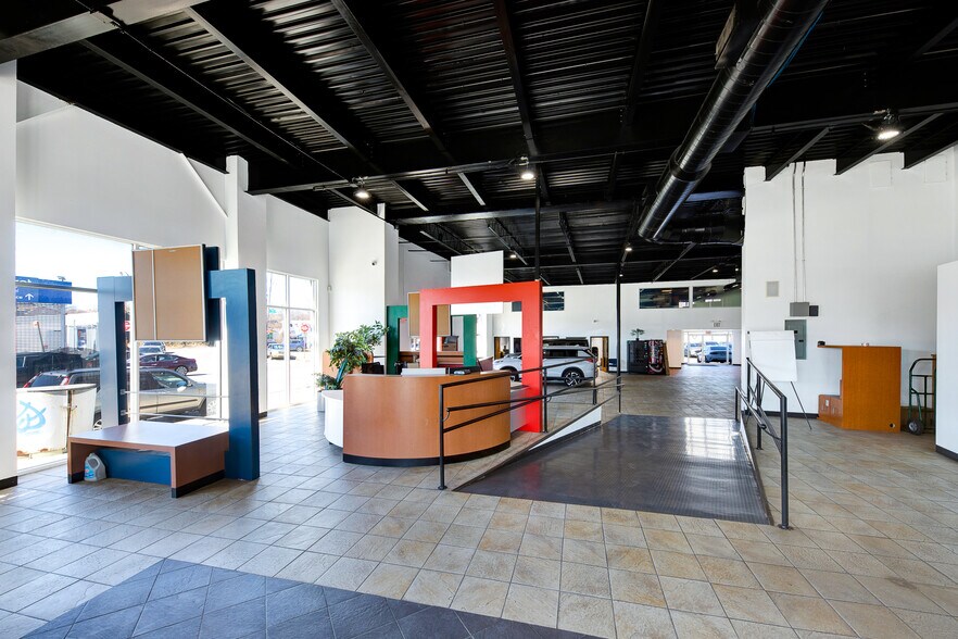 More Photos Of 4101 Boston Rd, Bronx Freestanding For Lease