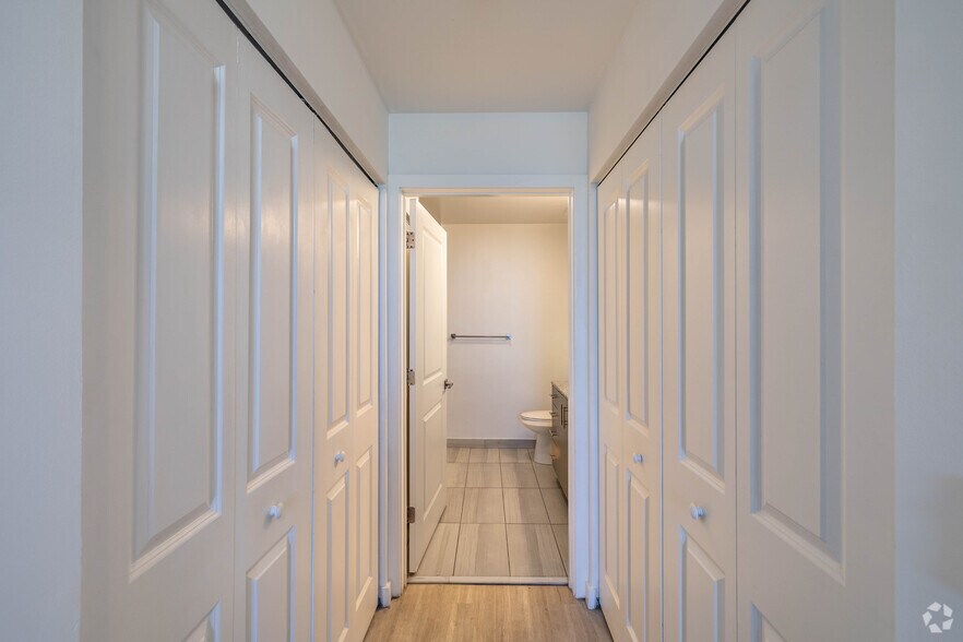More Photos Of 26315 Parker Ave, Naranja Apartments For Lease
