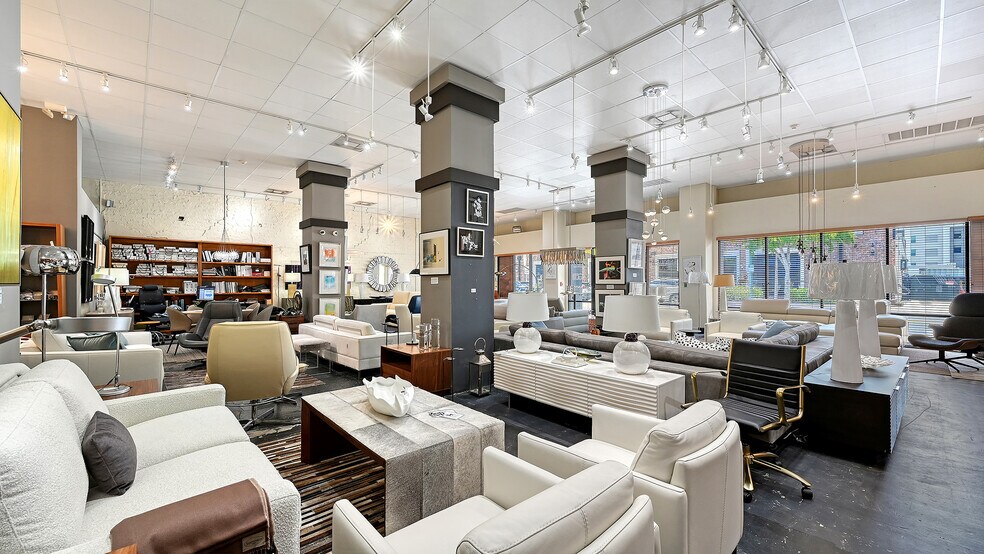 More Photos Of 622 Central Ave, Sarasota Freestanding For Sale