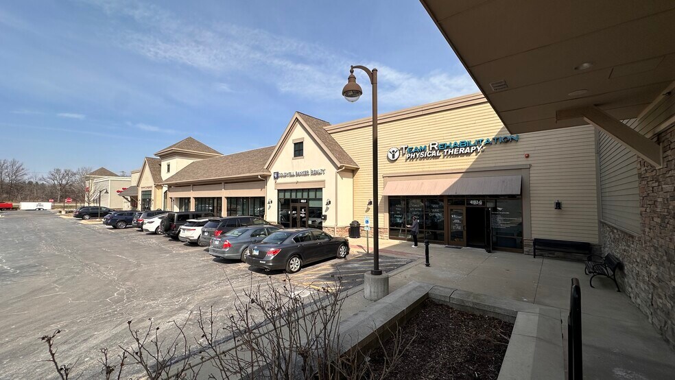 More Photos Of SEC Rte 83 & Aptakisic Rd, Long Grove Unknown For Lease