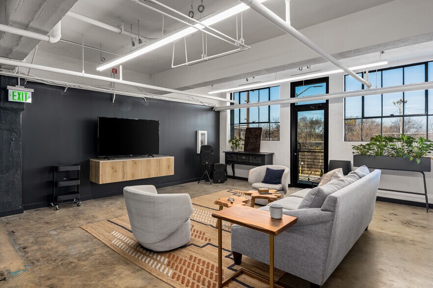 More Photos Of 1143 1st Ave S, Birmingham Office For Lease