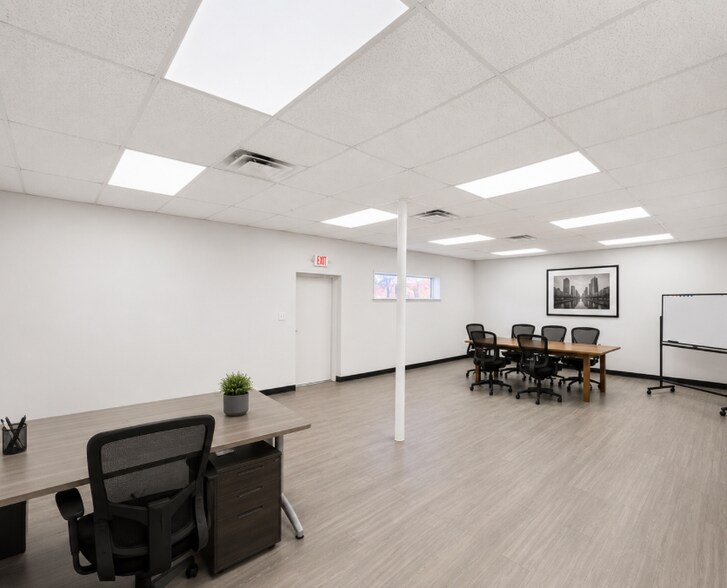 More Photos Of 109 Industrial Blvd, Austin Warehouse For Lease