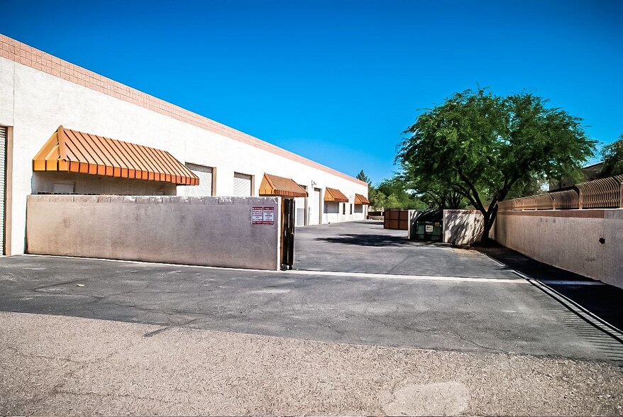 More Photos Of 2202 W Lone Cactus Dr, Phoenix Unknown For Lease