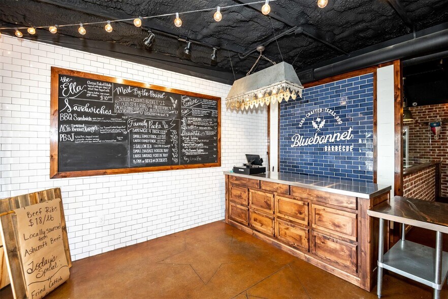 More Photos Of 3921 S Highway 287, Waxahachie Restaurant For Sale