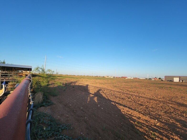 More Photos Of 6501 S County Road 1160, Midland Land For Lease