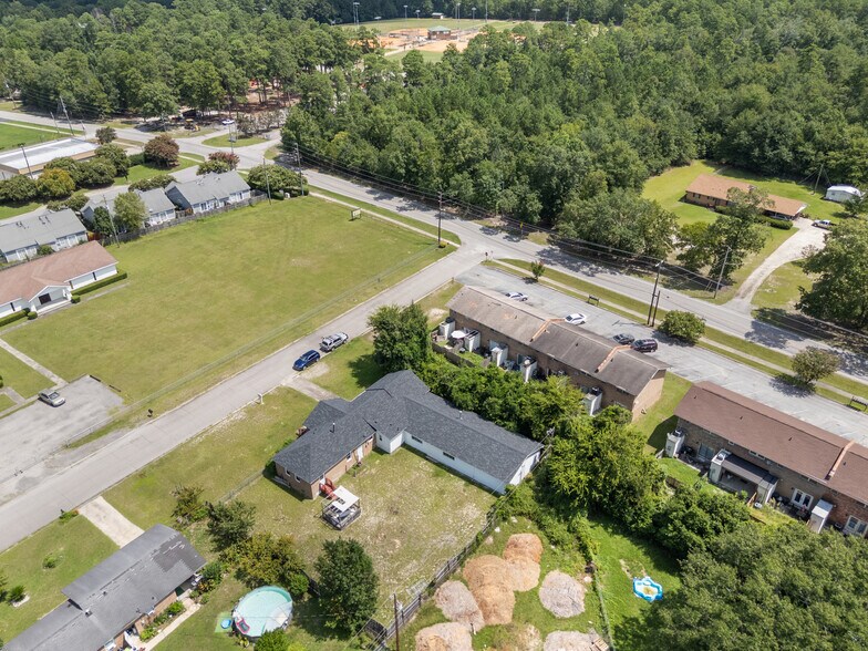 More Photos Of 109 Lisa Dr, Lexington Daycare Center For Sale