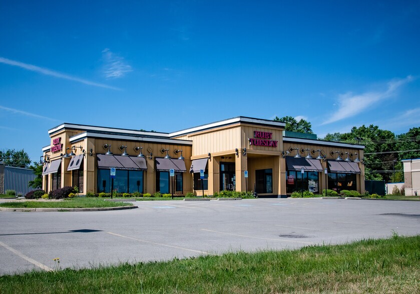 More Photos Of 2501-2547 W State St, New Castle Unknown For Lease