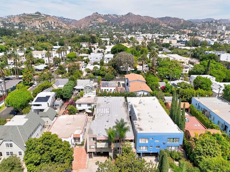 More Photos Of 7631 Norton Ave, West Hollywood Apartments For Sale