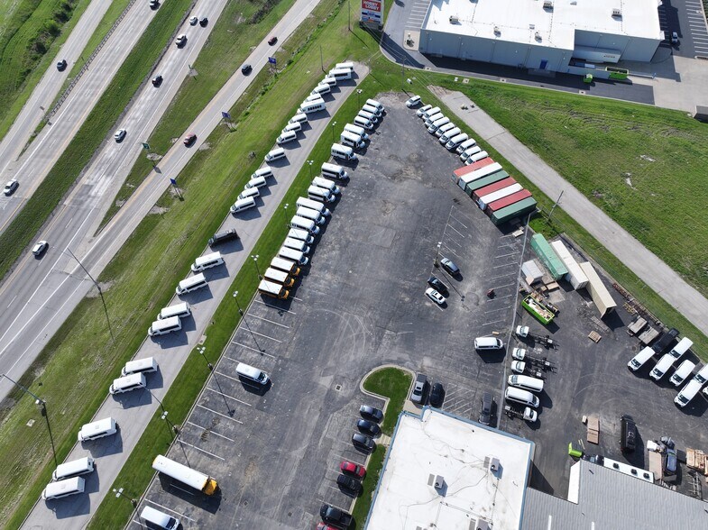 More Photos Of 800 Quick Trip Way, Belton Auto Dealership For Lease