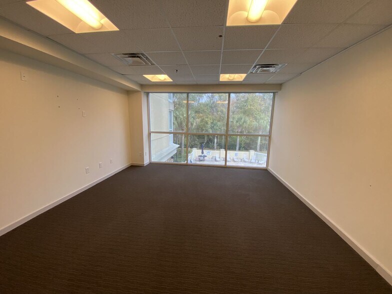 More Photos Of 5264B International Blvd, North Charleston Office For Lease