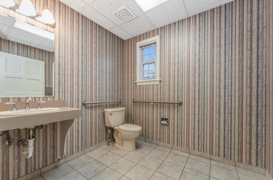 More Photos Of 16 Harrison St, Clinton Township Office Residential For Sale