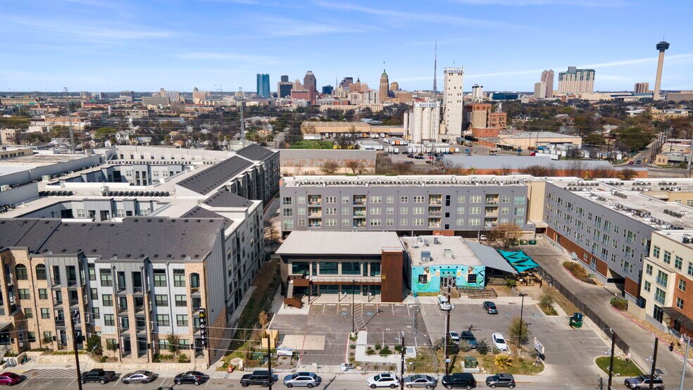 More Photos Of 227 E Cevallos, San Antonio Restaurant For Lease