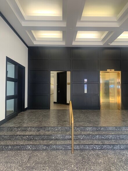 More Photos Of 114-122 N Artsakh St, Glendale Office For Lease