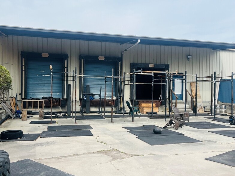 More Photos Of 5019 Carolina Beach Rd, Wilmington Freestanding For Lease