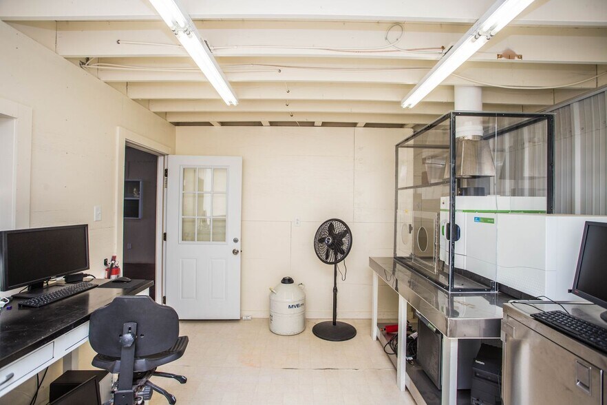 More Photos Of , Lubbock Industrial For Sale