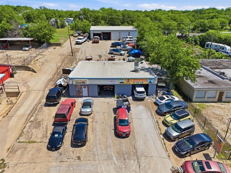 More Photos Of 5416 Jacksboro Hwy, Fort Worth Industrial For Sale