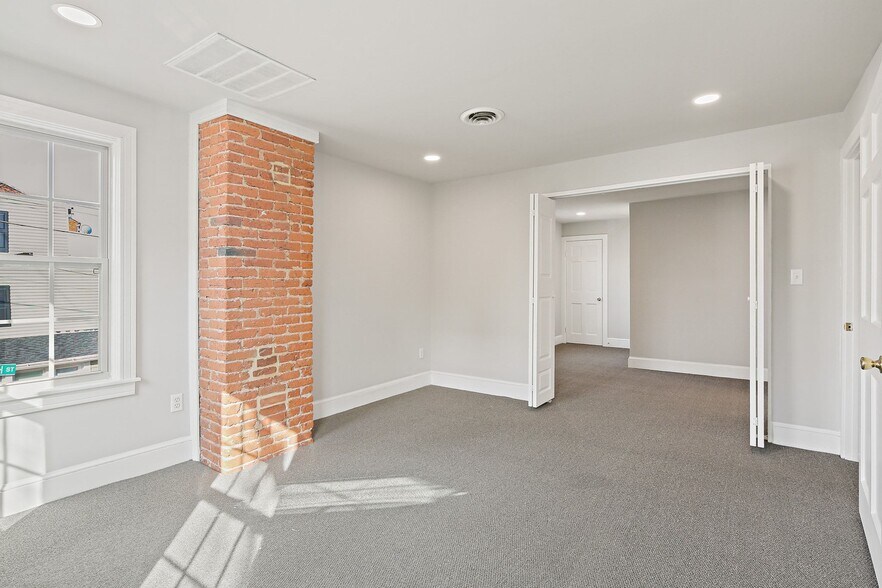 More Photos Of 229 E Main St, Westminster Office For Lease