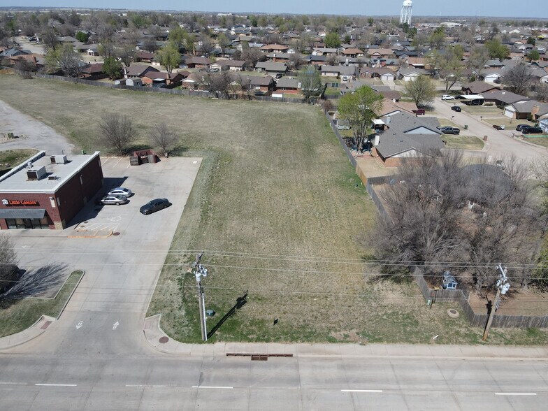 More Photos Of 1225 E Vandament Ave, Yukon Land For Sale