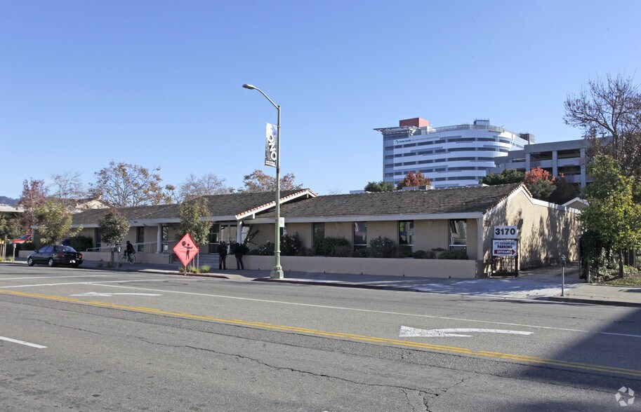 Primary Photo Of 3200 Telegraph Ave, Oakland Medical For Sale