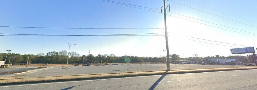 More Photos Of 1604 E Oglethorpe Blvd, Albany Land For Sale