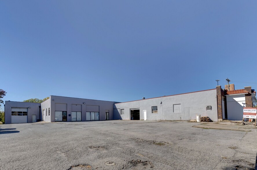 More Photos Of 6220-6226 Raytown Rd, Raytown Flex For Sale