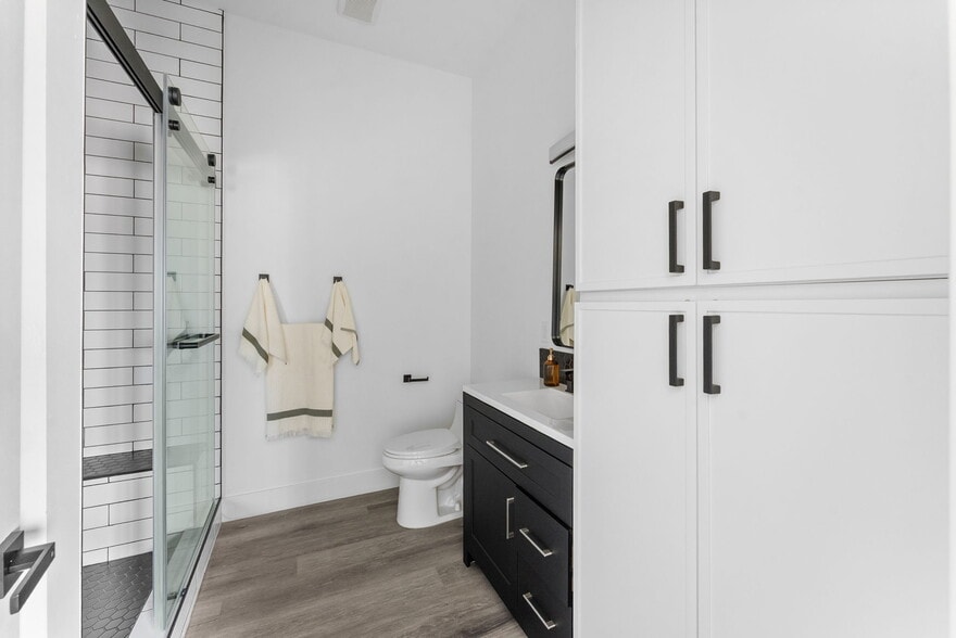 More Photos Of 2722 Nye St, San Diego Apartments For Sale