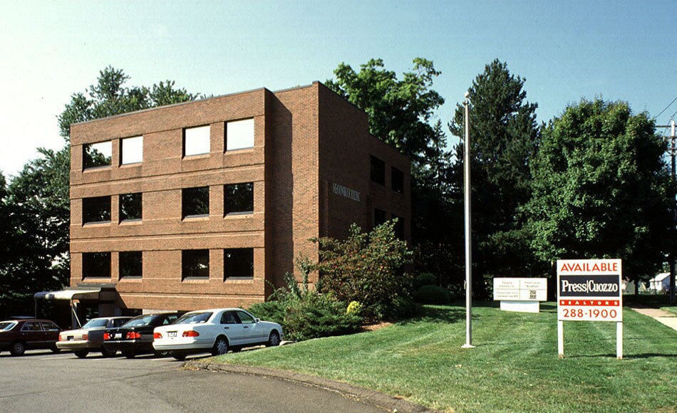 Primary Photo Of 2751 Dixwell Ave, Hamden Office For Lease