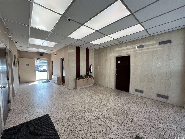 More Photos Of 55 Jericho Tpke, Jericho Office For Lease