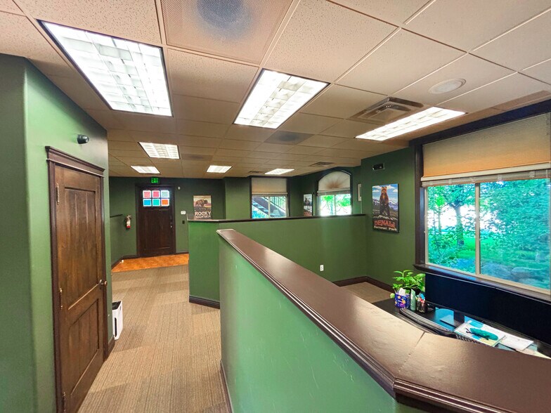 More Photos Of 11142 Highland Blvd, Highland Medical For Lease