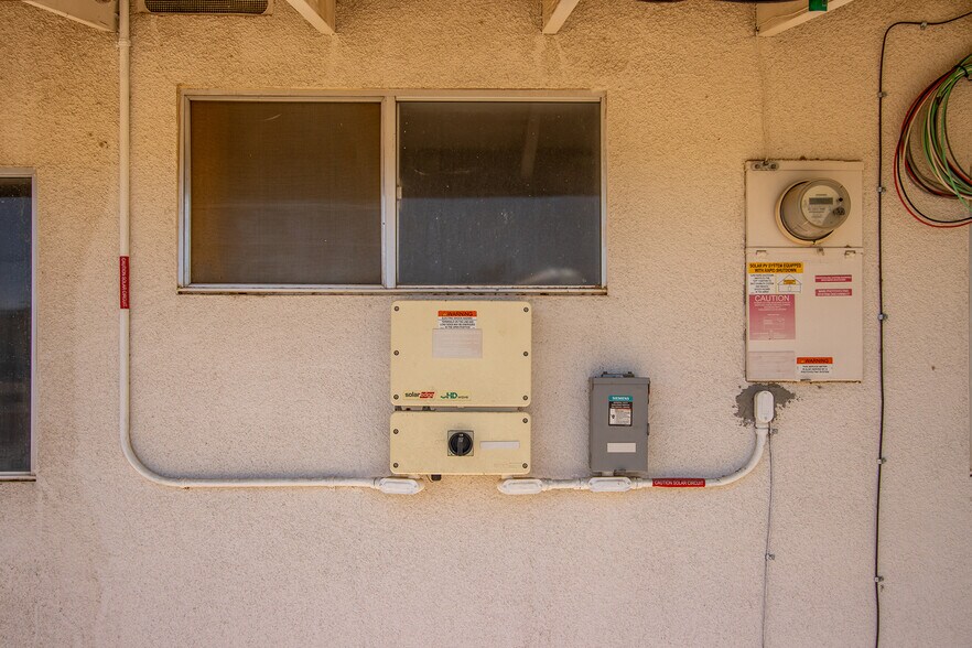 More Photos Of 7211 Joshua Ln, Yucca Valley Office Residential For Lease