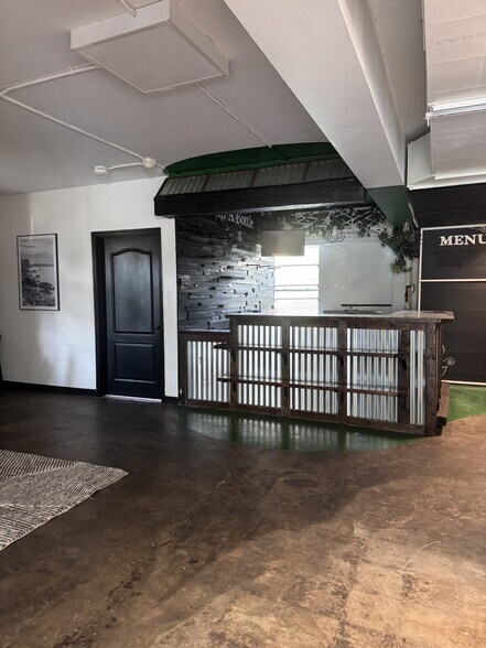 More Photos Of 1800 Jonesboro Rd SE, Atlanta Loft Creative Space For Lease