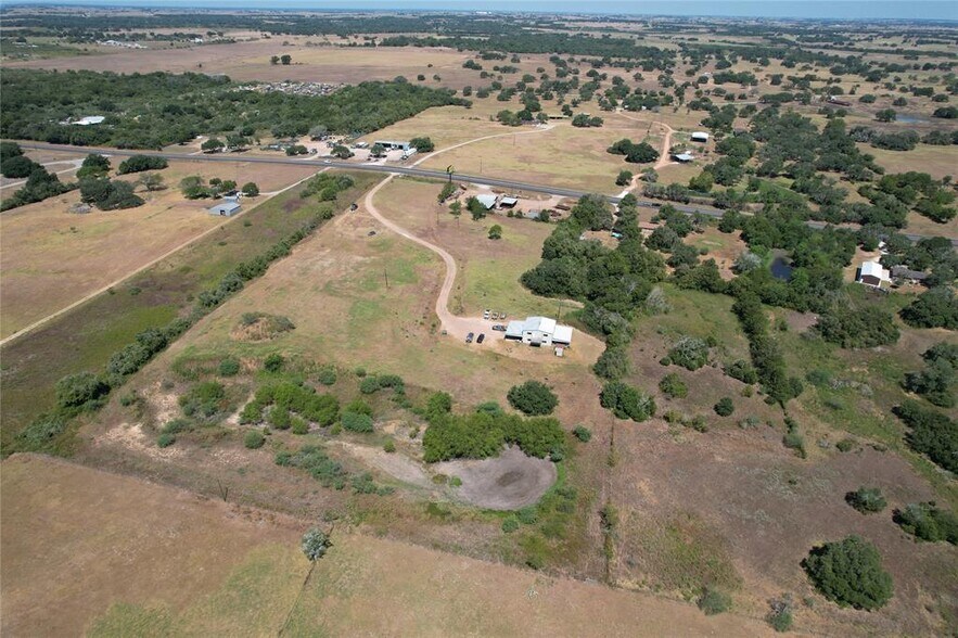 More Photos Of 2245 US Highway 77A, Yoakum Land For Lease