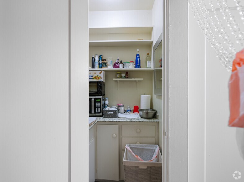 More Photos Of 652-670 E Santa Clara St, San Jose Medical For Sale