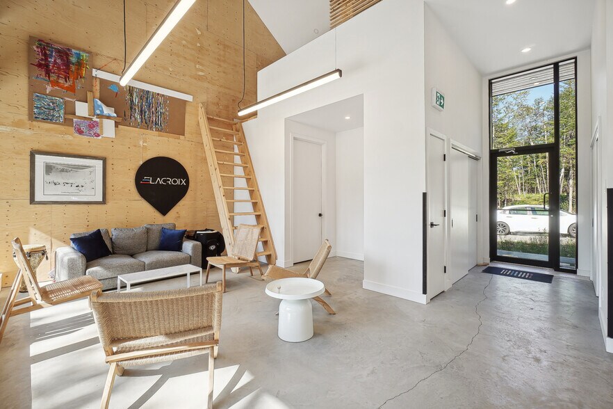 More Photos Of 600 De Montcalm, Montcalm Land For Sale