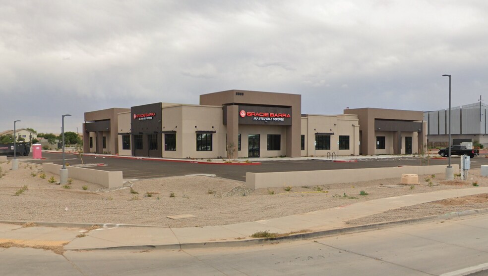 Primary Photo Of 5505 S Lindsay Rd, Gilbert Freestanding For Lease