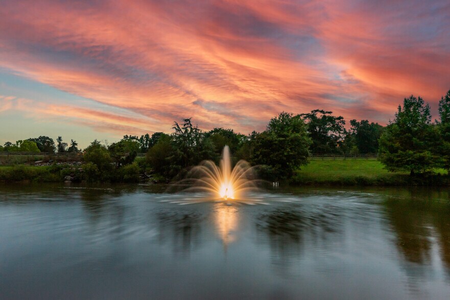 More Photos Of 565 Owens Gin Rd NE, Calhoun Lodge Meeting Hall For Sale