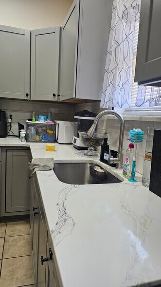 More Photos Of 5824 Torresdale Ave, Philadelphia Storefront Retail Residential For Sale