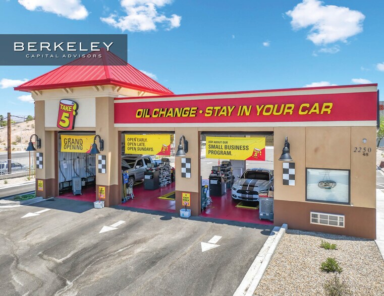 Primary Photo Of 6810 TX-16 Spur Dr, El Paso Auto Repair For Sale