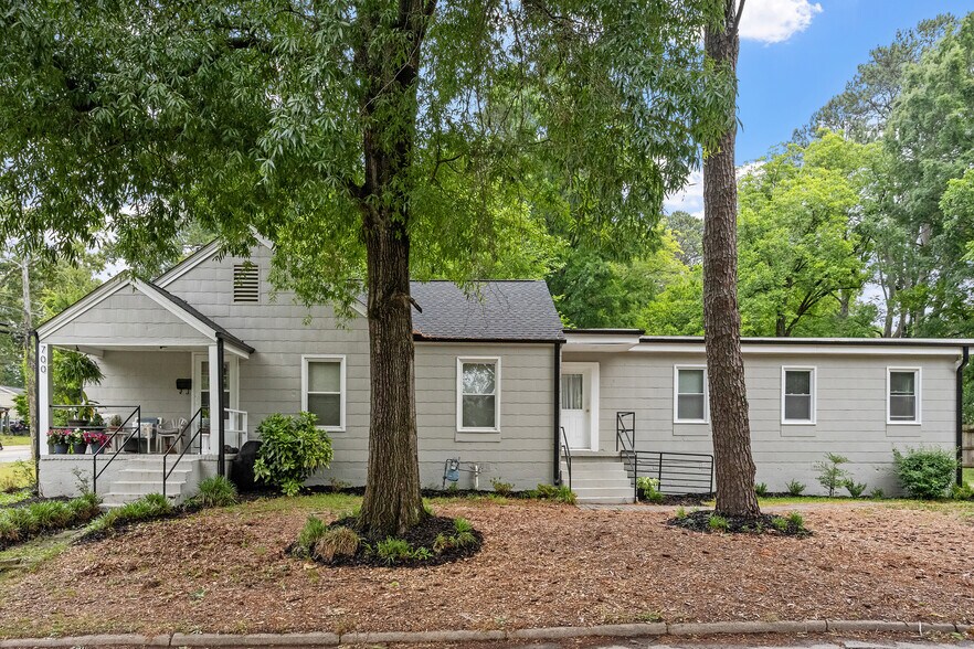 Primary Photo Of 700 Glascock St, Raleigh Apartments For Sale